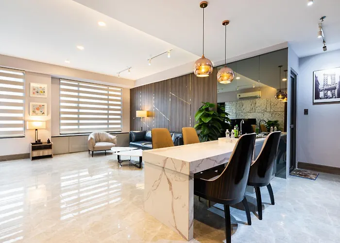 Rivergate Luxury Apartment