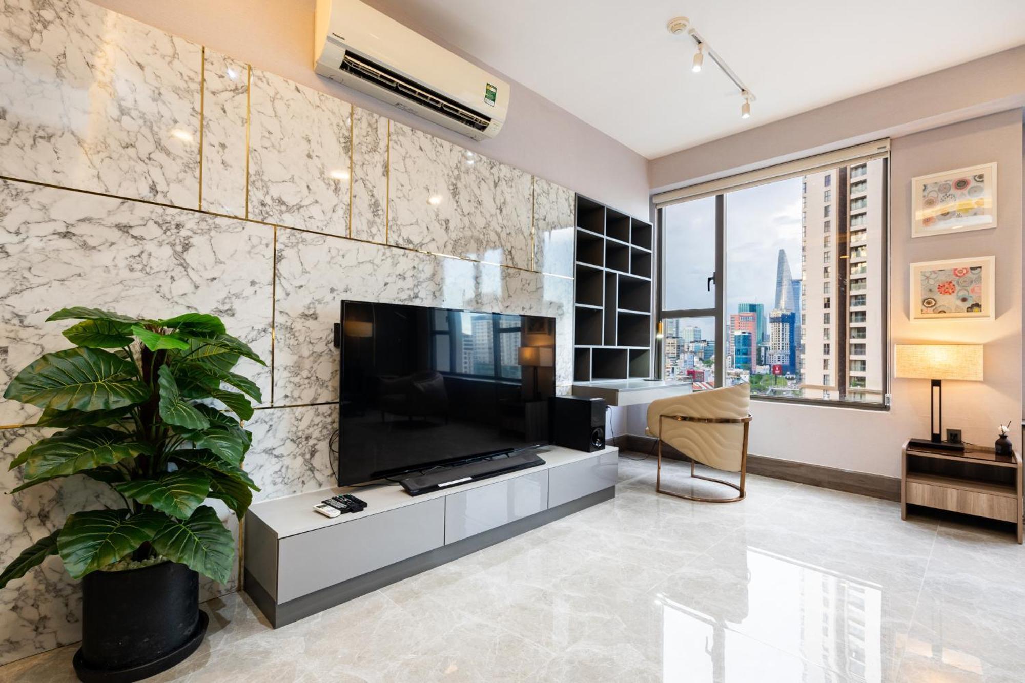 Rivergate Luxury *